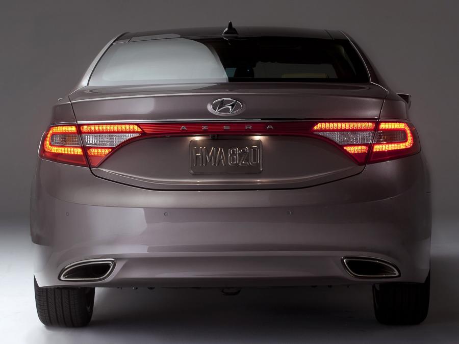  Hyundai Azera 2010 года  (фото 35 из 40)